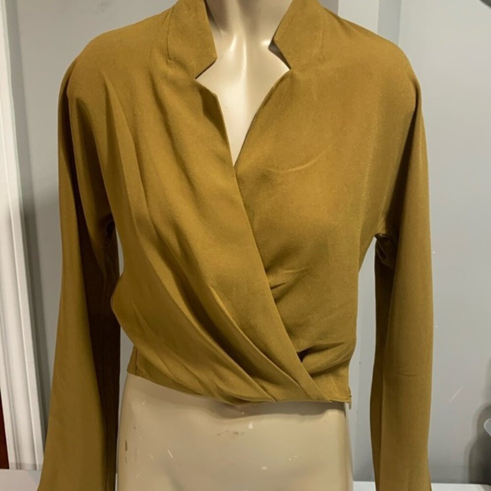 Aritzia Babaton Brown Blouse